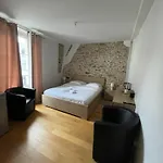 Pensión Les D'orsay 3*